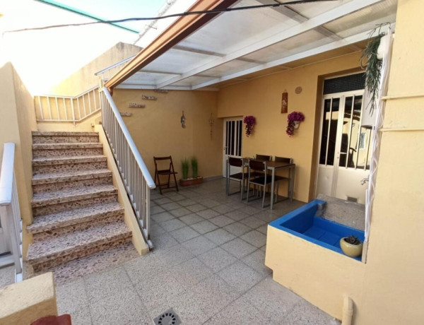 Terraced house For sell in Pobra Do Caramiñal, A in La Coruña 