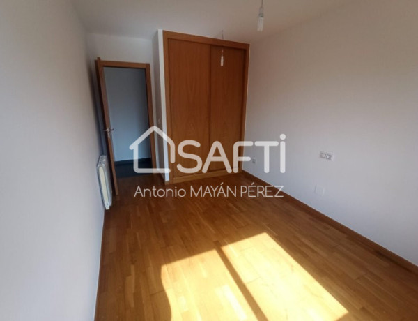 Apartment For sell in Ribeira in La Coruña 