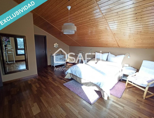 CASA CHALET CON TERRENO EN BRETAL ( RIBEIRA )