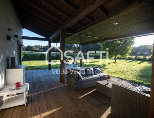 House-Villa For sell in Teo in La Coruña 