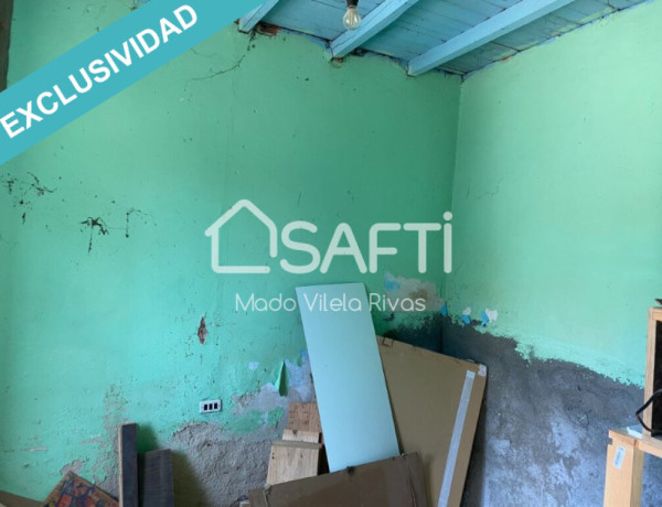 CASA PARA RESTAURAR CON TERRENO A 12KM DE SANTIAGO, CON PROYECTO.