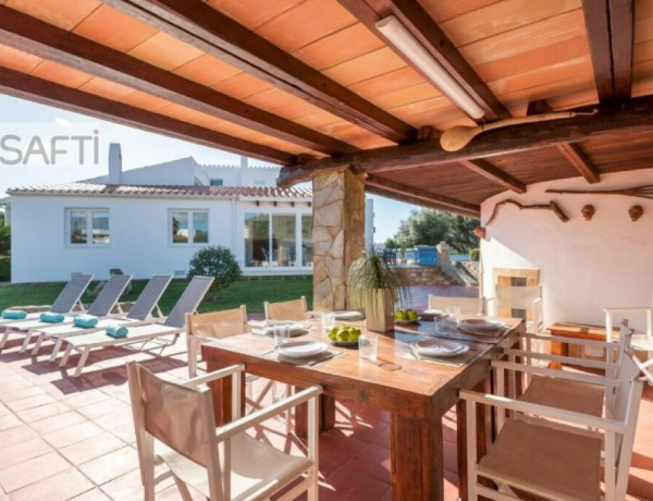 House-Villa For sell in Ciutadella De Menorca in Baleares 