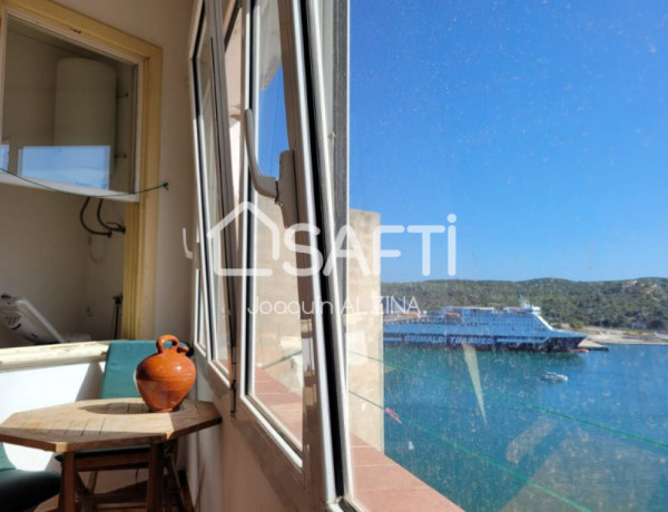 Terraced house For sell in Maó in Baleares 