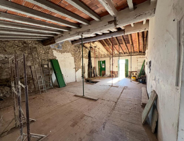 Casa para reformar en Rabòs d'Empordà