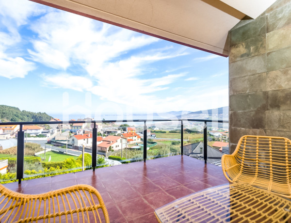 House-Villa For sell in Arteixo in La Coruña 