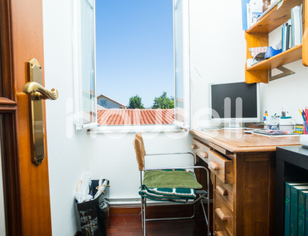 Casa en venta de 250 m² Camino Bouza da Pena, 15528 Fene (A Coruña)