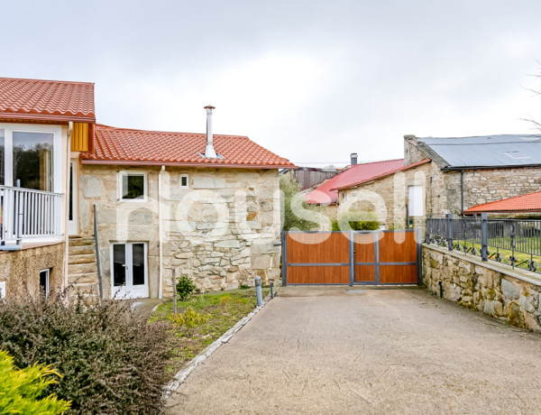 Casa en venta de 233 m² Calle al Vacariza, 32780 Pobra de Trives (A) (Ourense)