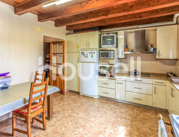 Town house For sell in Ajangiz in Bizkaia 