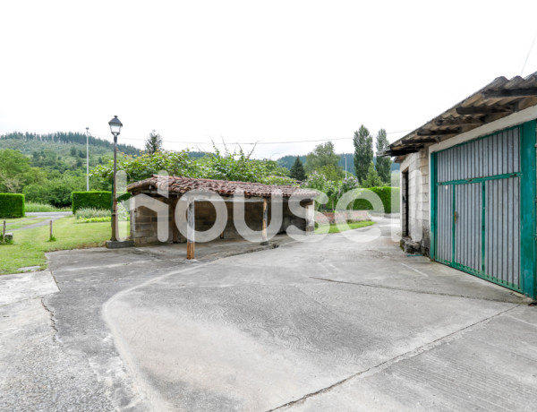 House-Villa For sell in Arantzazu in Bizkaia 