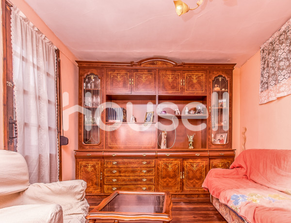 House-Villa For sell in Zeanuri in Bizkaia 