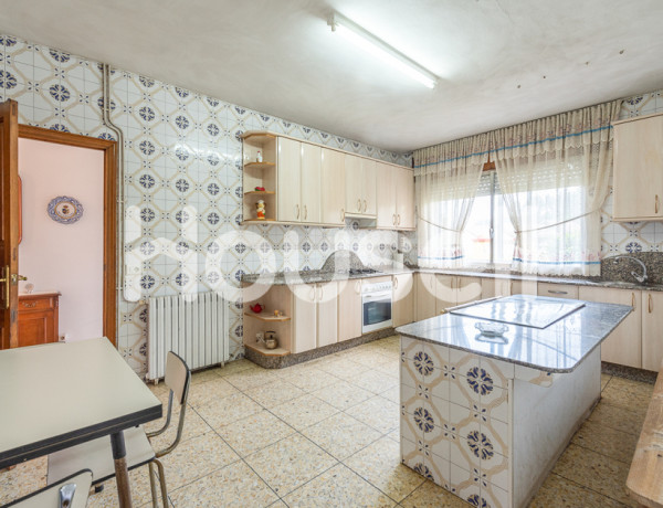 House-Villa For sell in Ames in La Coruña 