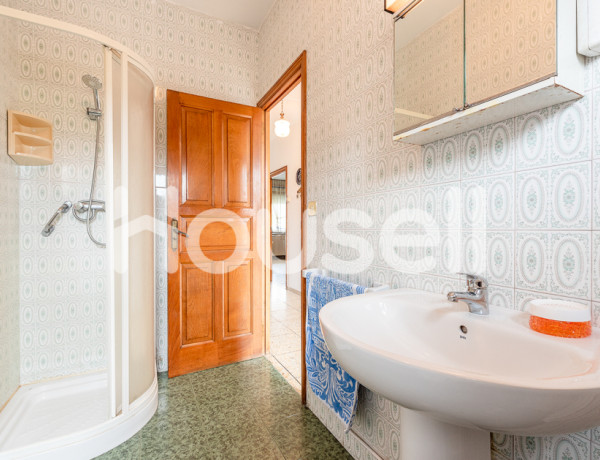 House-Villa For sell in Ames in La Coruña 
