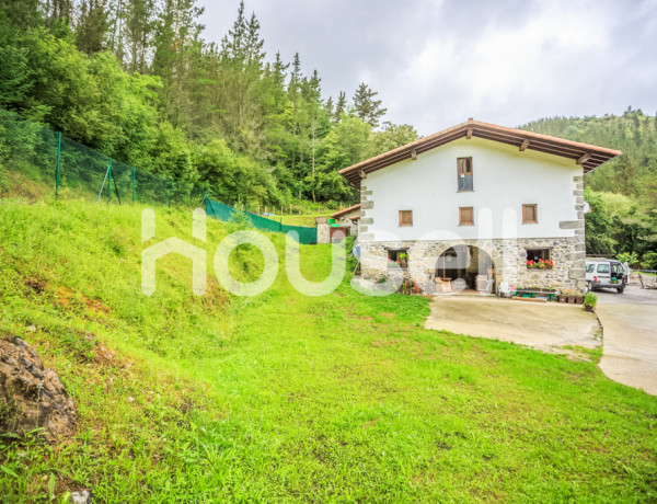 Town house For sell in Aulesti in Bizkaia 