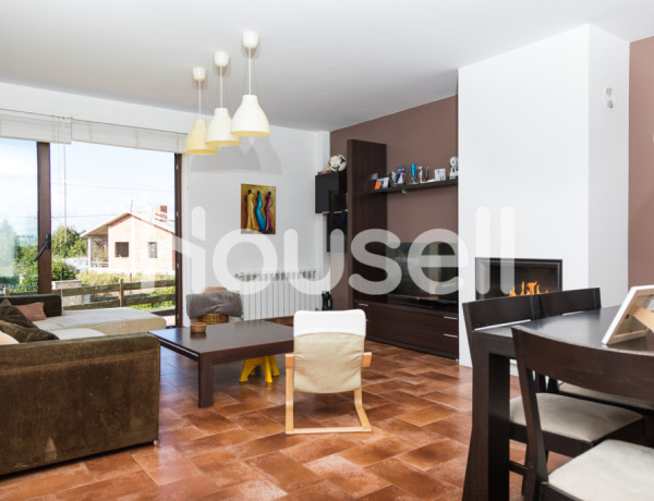 House-Villa For sell in Carballo in La Coruña 