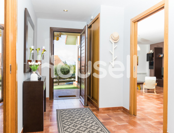 House-Villa For sell in Carballo in La Coruña 