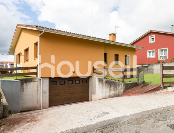 House-Villa For sell in Carballo in La Coruña 