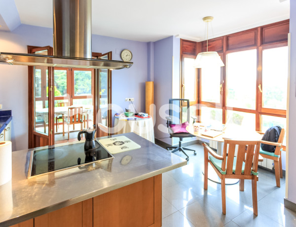 Casa en venta de 220 m² San Roke Bekoa Bidea, 48150 Sondika (Bizkaia)