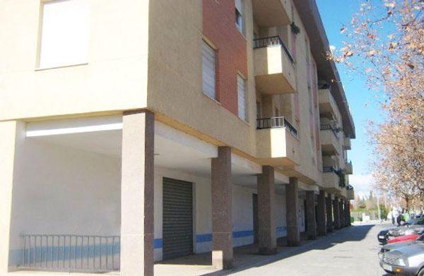 Local en venta en Calle Emilia Pardo Bazán