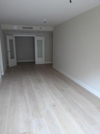 Piso en venta en avenida República Argentina, 3