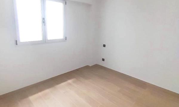 Piso en venta en Camelia, 19