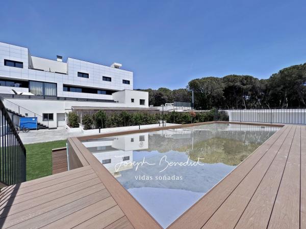 Dúplex en venta en de Castelldefels, 135