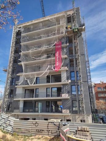 Piso en venta en calle dels falcons, 4