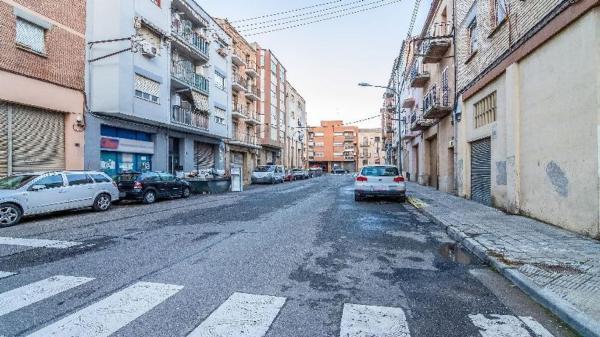 Piso en venta en calle del Ripollès