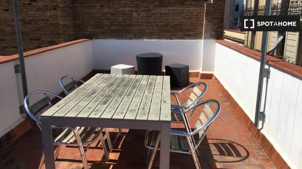 Apartamento de 2 dormitorios en alquiler en Gràcia, Barcelona