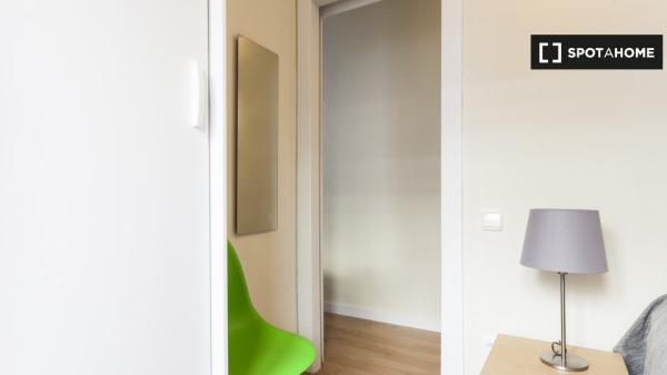 Apartamento de 2 dormitorios en alquiler en Gràcia, Barcelona