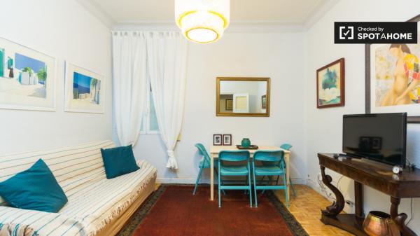 Elegant room in shared apartment in Malasaña, Madrid