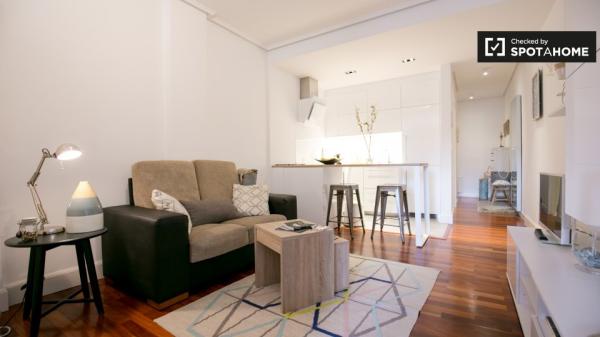 Stylish studio apartment for rent in Basurto, Bilbao