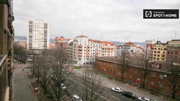 Elegante apartamento de estúdio para alugar em Basurto, Bilbao