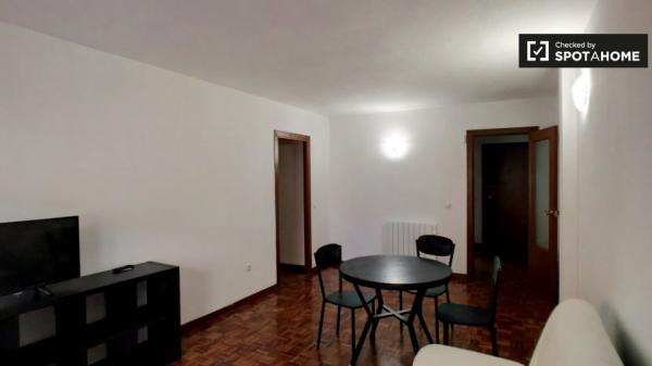 Apartamento de 4 dormitorios en alquiler en Alcalá de Henares.