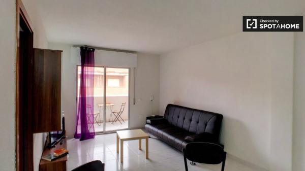 Apartamento de 4 dormitorios en alquiler en Alcalá de Henares, Madrid.