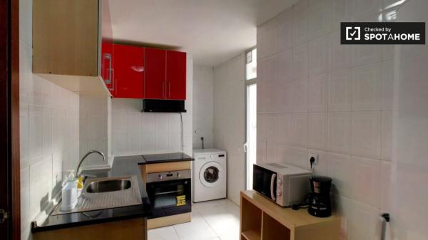 Appartement de 4 chambres à louer à Alcalá de Henares, Madrid