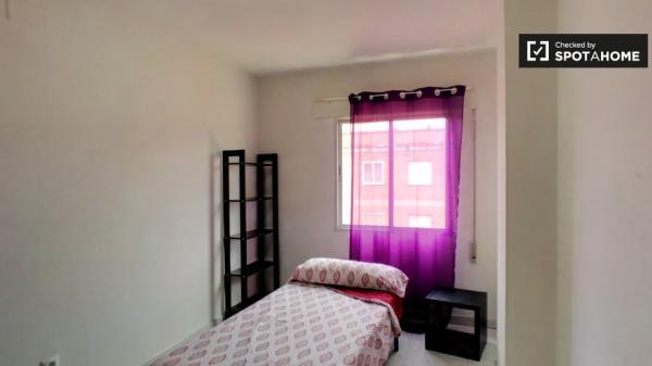 Appartement de 4 chambres à louer à Alcalá de Henares, Madrid