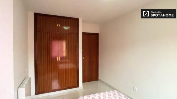 Apartamento de 4 quartos para alugar em Alcalá de Henares, Madrid