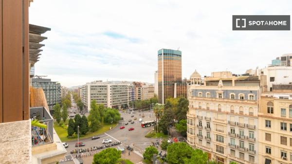 Precioso ático equipado en exclusivo barrio residencial de Barcelona