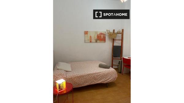 Zimmer in 3-Zimmer-Wohnung in Malaga