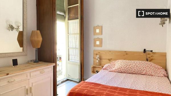 Quarto em apartamento de 4 quartos em Málaga