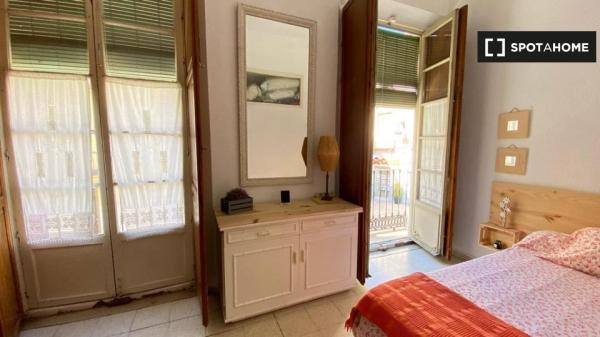 Quarto em apartamento de 4 quartos em Málaga