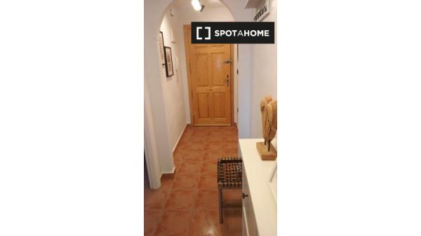 Apartamento de 1 dormitorio en alquiler en Alicante