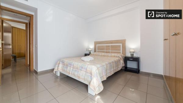 Apartamento de 2 dormitorios en alquiler en Alboraya, Valencia