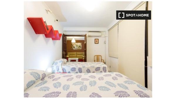 Piso de 3 habitaciones en el centro de Sevilla