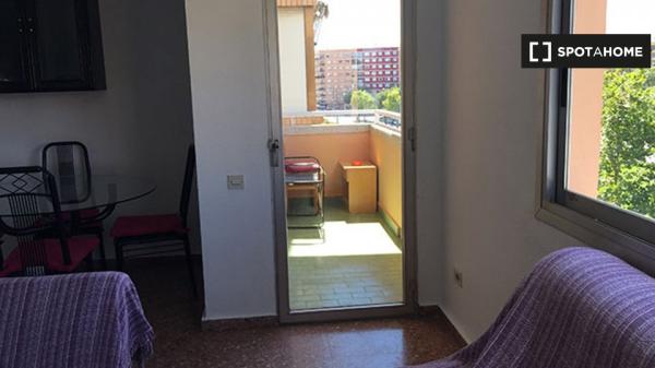 Encantadora habitación para alquilar, apartamento de 4 camas, La Saïdia, Valencia