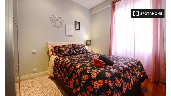 Apartamento de 1 dormitorio en alquiler en Abando, Bilbao