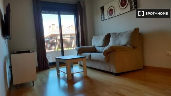 Apartamento de 2 dormitorios en alquiler en Alcalá de Henares