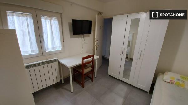 Habitación en piso compartido en Zaragoza