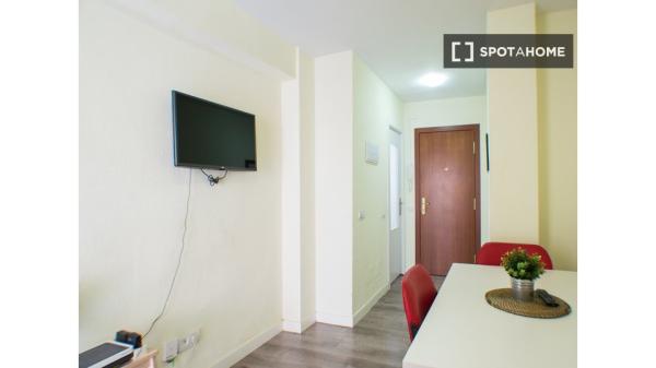 Se alquila habitación en piso compartido en Getafe