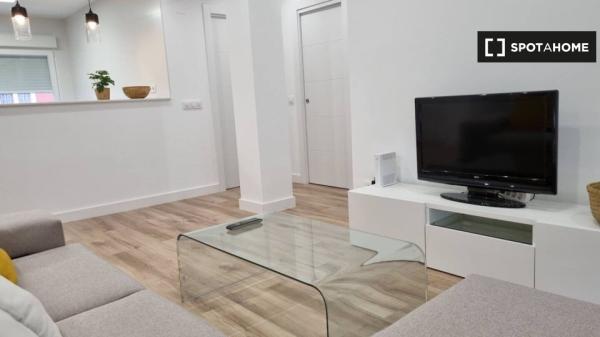 Apartamento de 2 dormitorios en alquiler en Santander, Santander